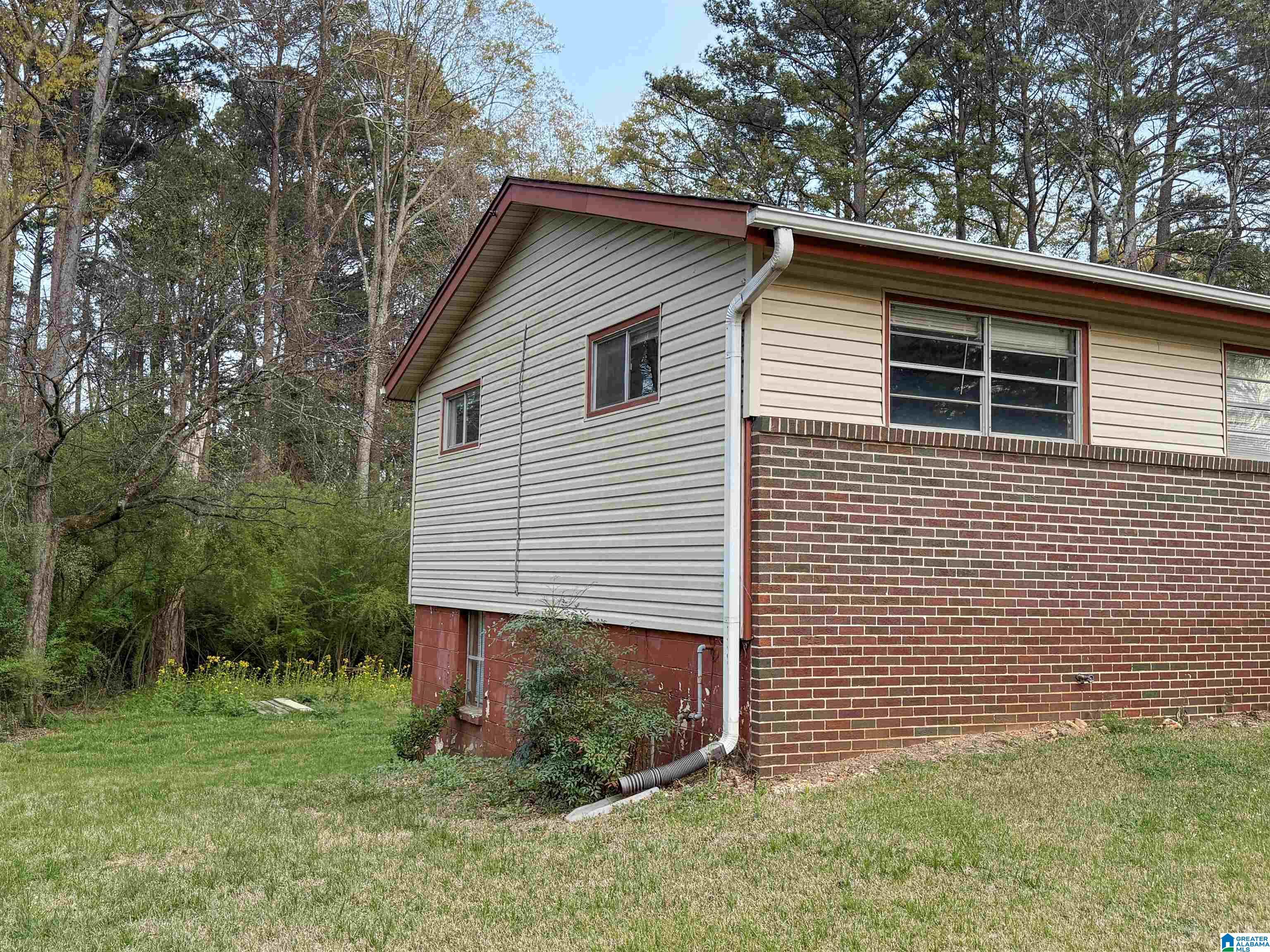 117 Hardy Road Bessemer, AL 35023 - Photo 11 of 17