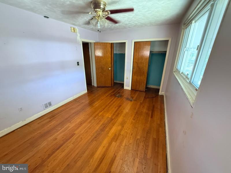 125 48th Place Northeast Washington, DC 20019 - Photo 7 of 12