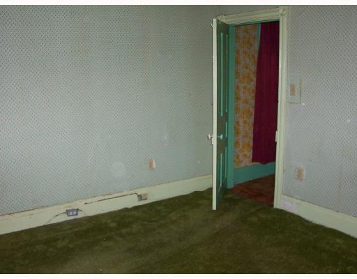 1226 Courtright Street Pittsburgh, PA 15212 - Photo 10 of 18 Master Bedroom.