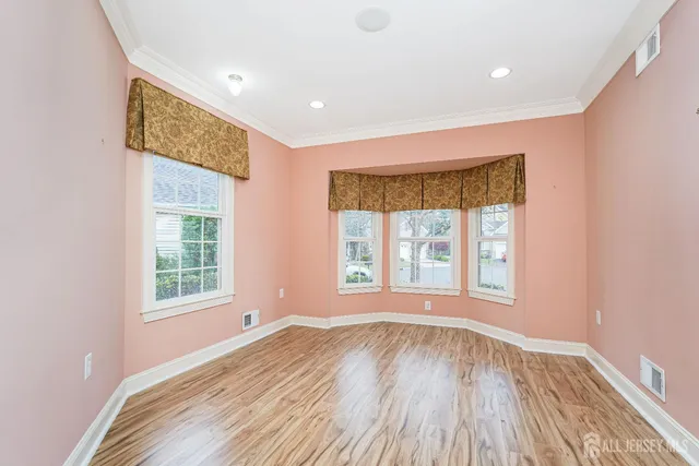 $699,000 | 35 Hancock Place, Somerset, NJ 08873