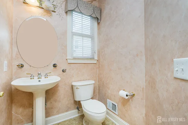 $699,000 | 35 Hancock Place, Somerset, NJ 08873