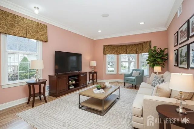 $699,000 | 35 Hancock Place, Somerset, NJ 08873