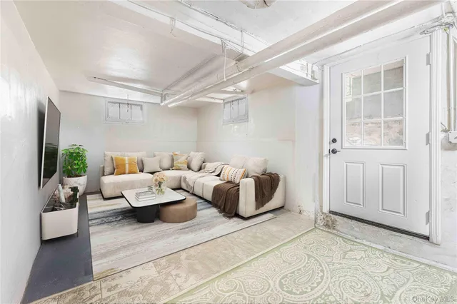 $699,000 | 20 Kimball Terrace, Yonkers, NY 10704