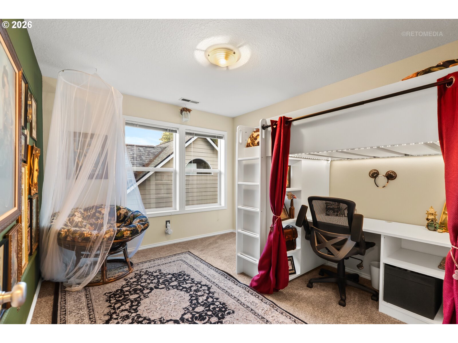 6030 Southwest Port Orford Street Tualatin, OR 97062 - Photo 17 of 35 Bedroom