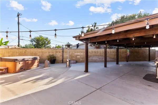 a view of a terrace with sitting area