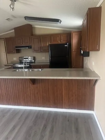 $1,050 | 760 Reyes Silva Lane, Madisonville, TX 77864