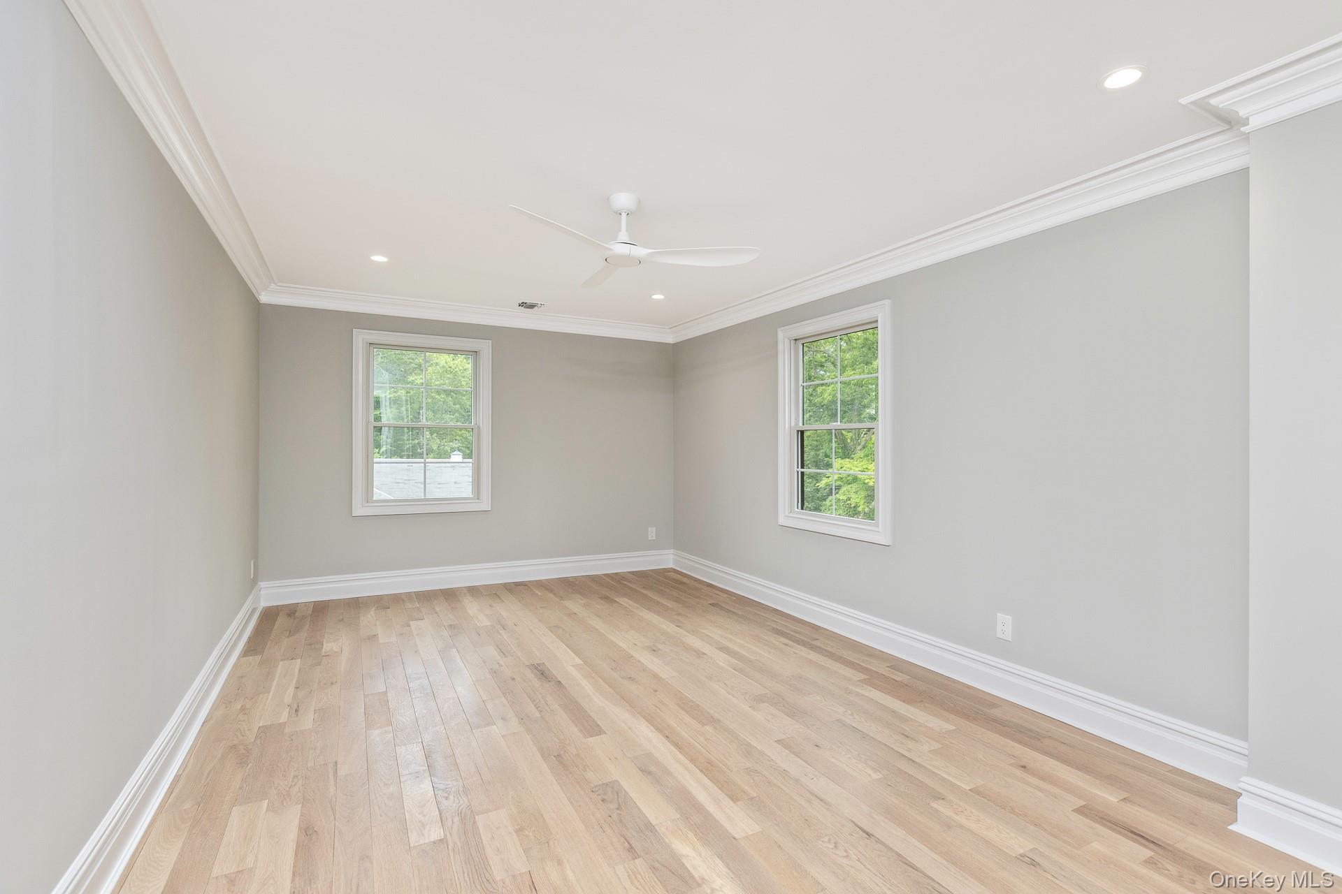 223 Town Line Road Commack, NY 11731 - Photo 17 of 36