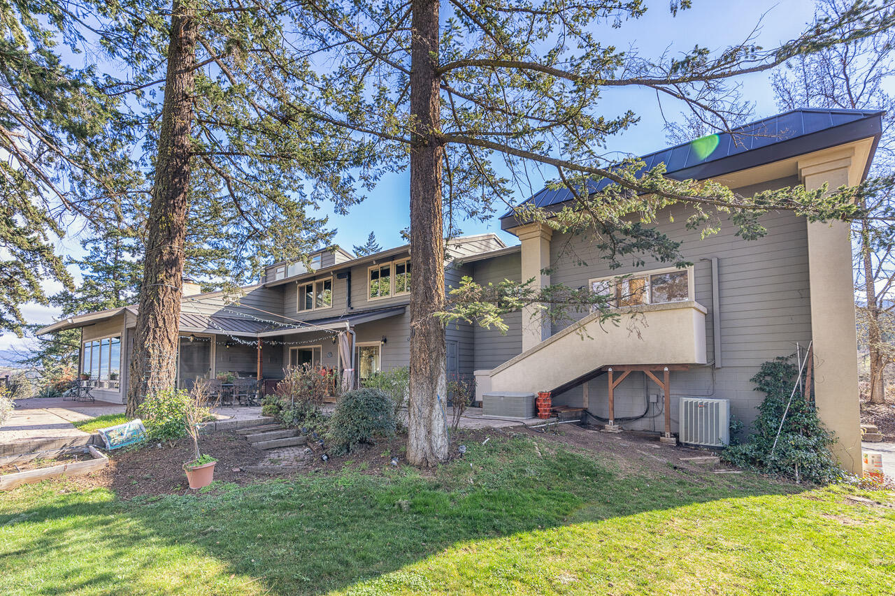 7685 Adams Road Talent, OR 97540 - Photo 64 of 69 7685 Adams (16 of 37)-Edit