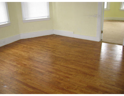 2 Pelham Street, Unit 2 Worcester, MA 01609 - Photo 3 of 8 Gallery Image 3