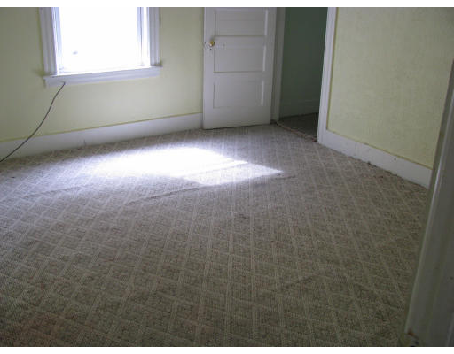 2 Pelham Street, Unit 2 Worcester, MA 01609 - Photo 5 of 8 Gallery Image 5