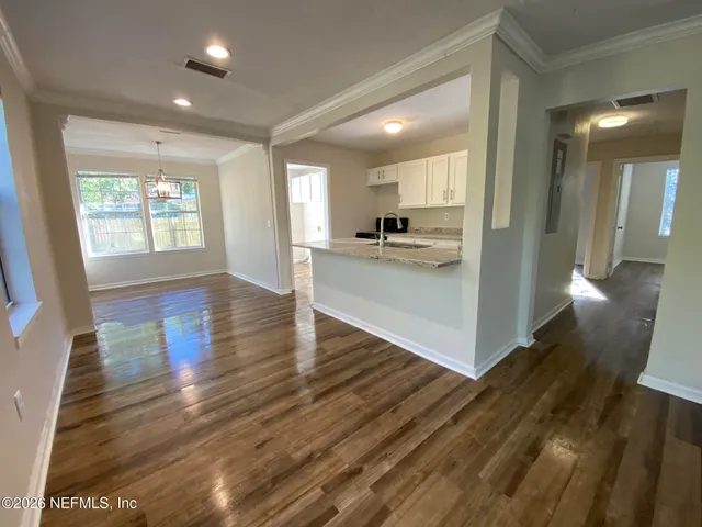 $1,495 | 4550 Crescent Street, Jacksonville, FL 32205