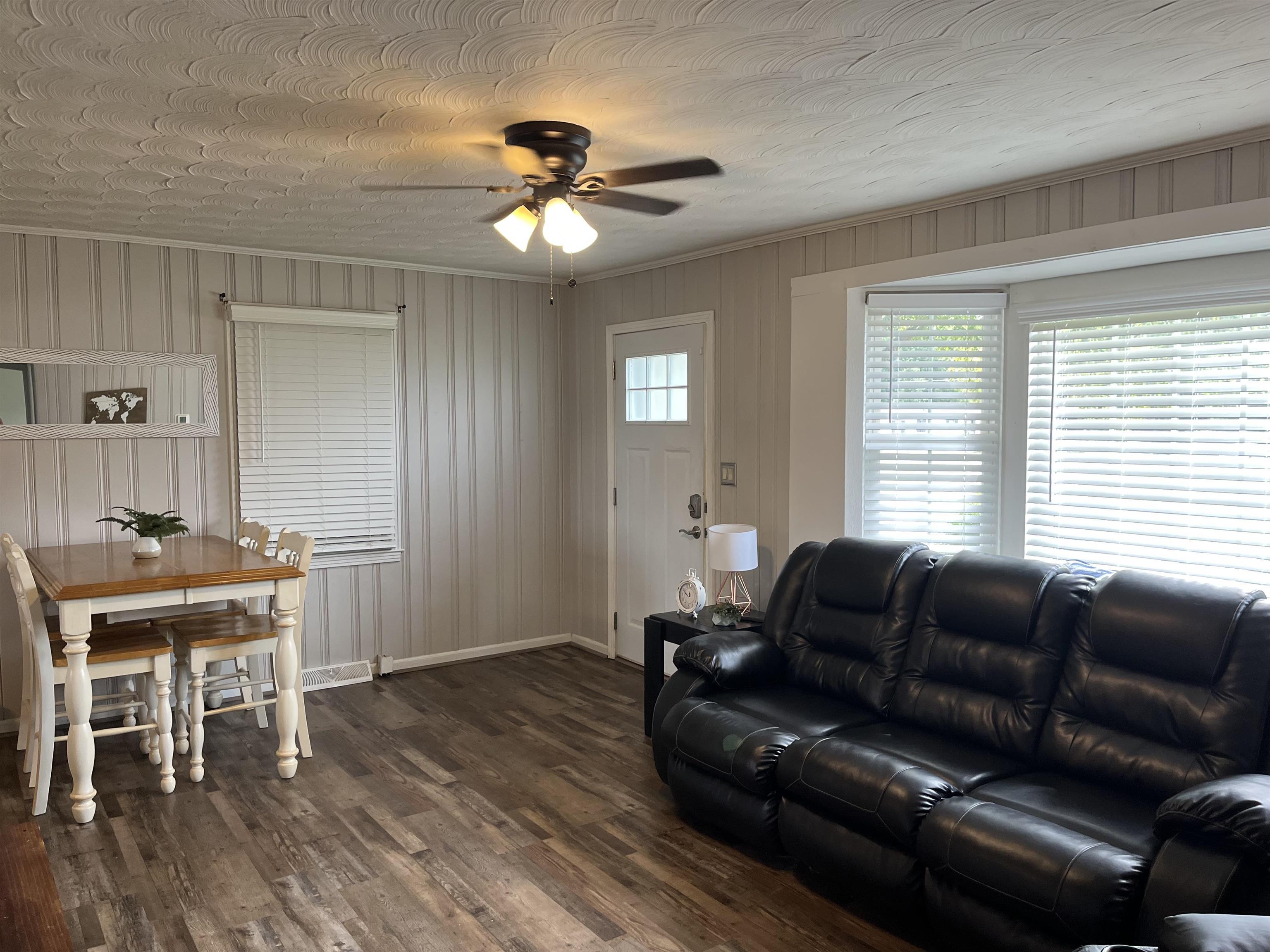1739 John Dodd Road Wellford, SC 29385 - Photo 9 of 23