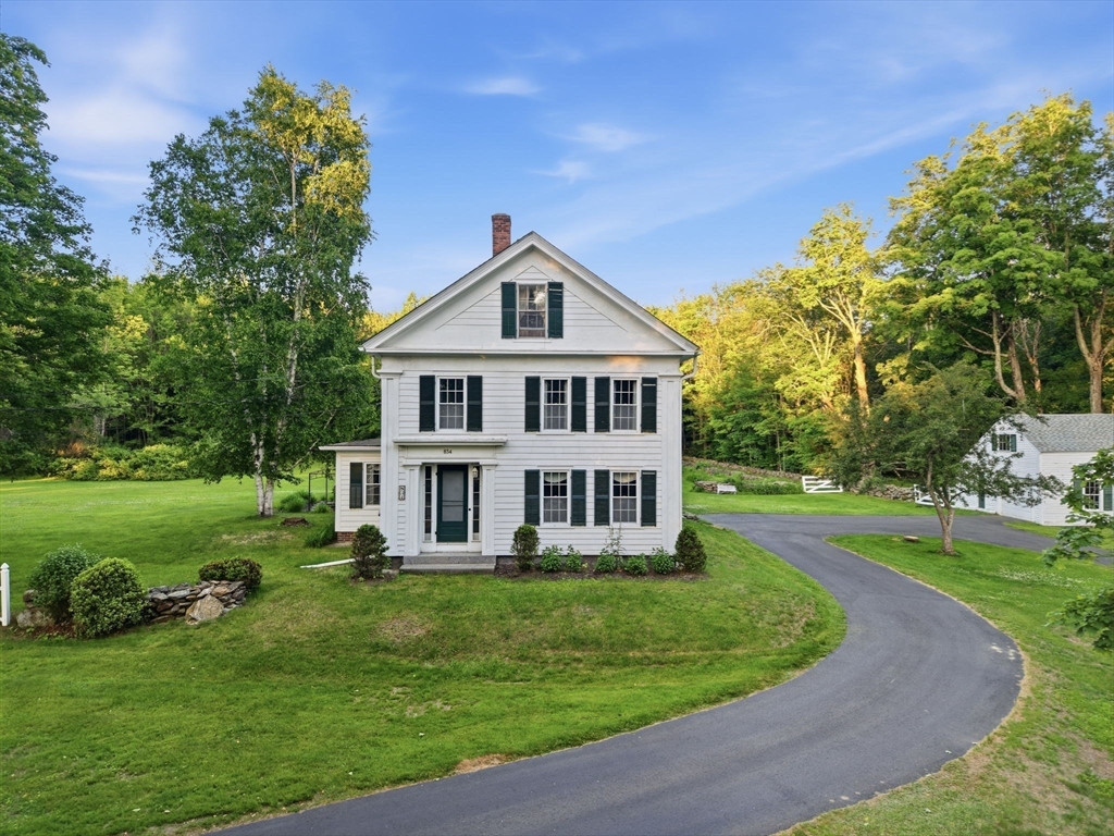 834 Pleasant Street Athol, MA 01331 - Photo 3 of 40