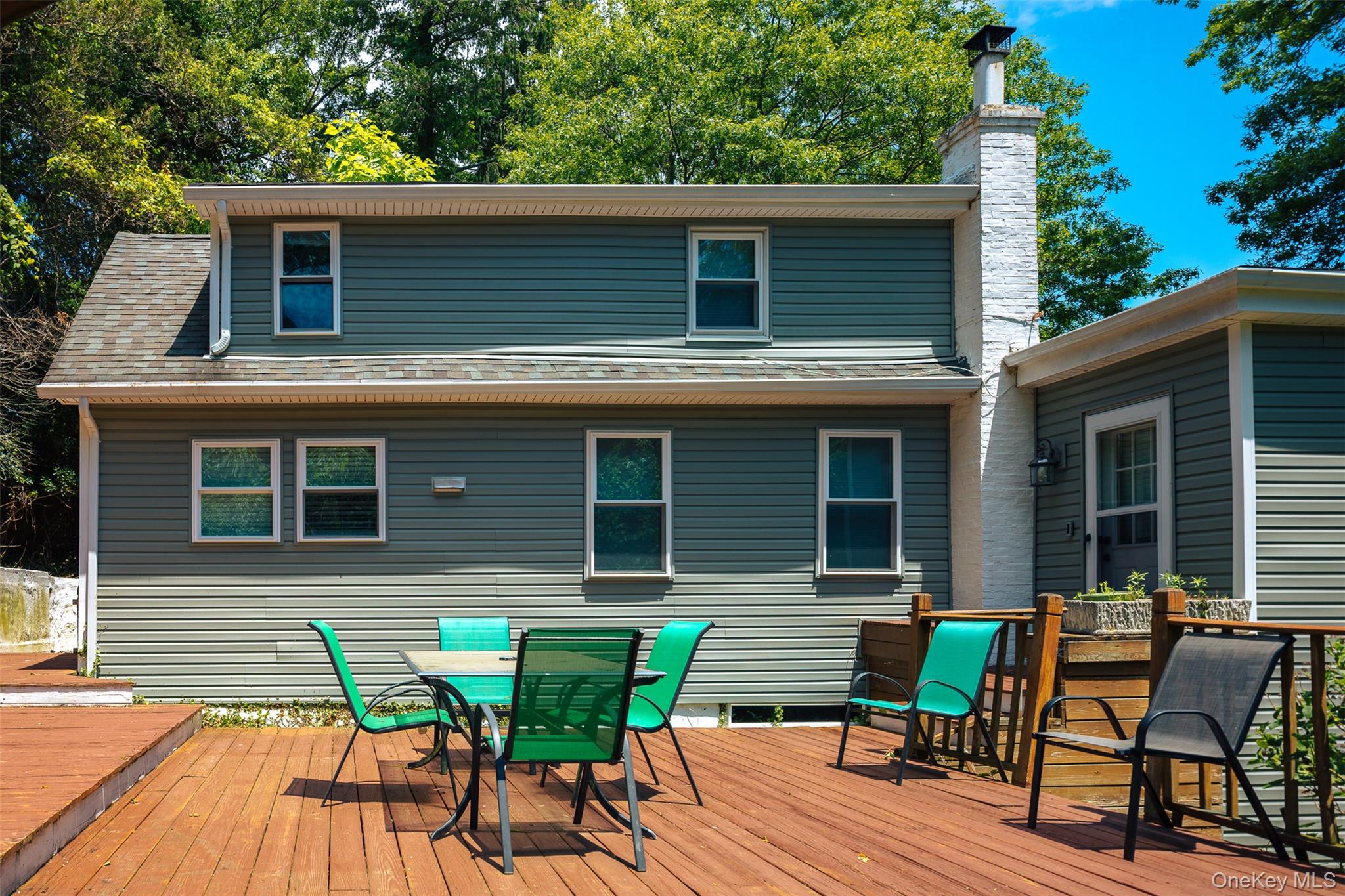 33 Port Washington Road Sound Beach, NY 11789 - Photo 14 of 25