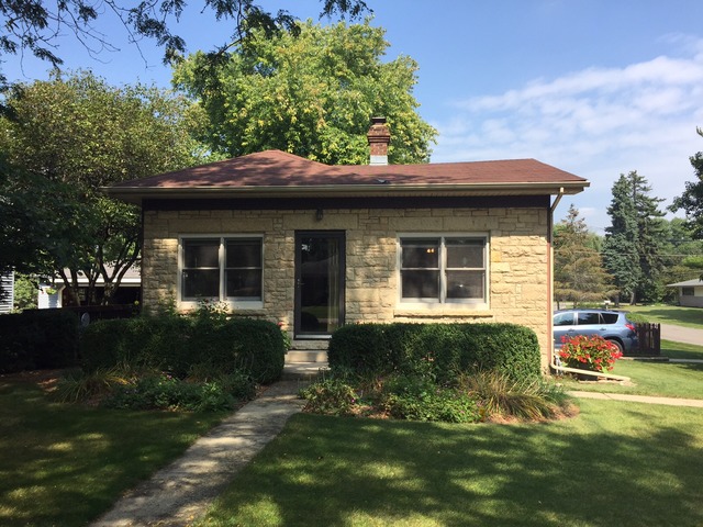 815 Kendall Street Geneva, IL 60134 - Photo 1 of 20