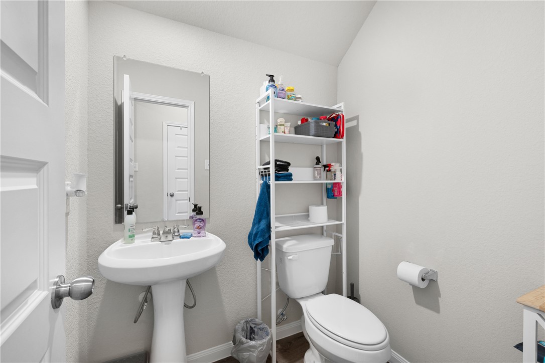 943 Harper Lane Bryan, TX 77803 - Photo 11 of 35