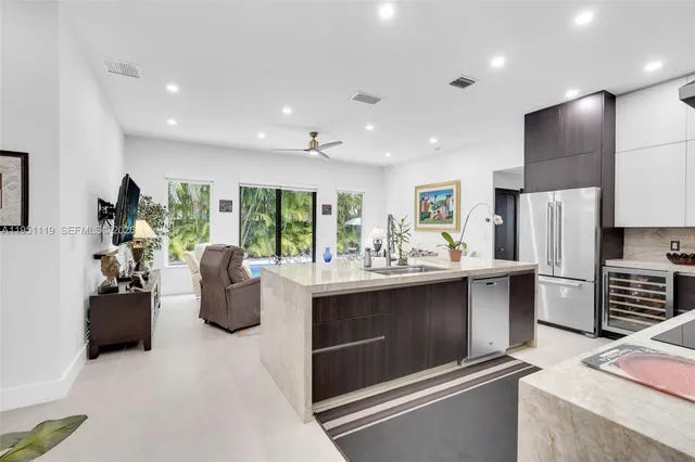 $816,000 | 15977 Southwest 141st Street, Miami, FL 33196