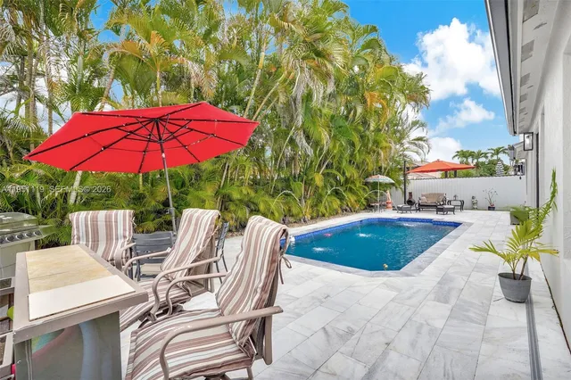 $816,000 | 15977 Southwest 141st Street, Miami, FL 33196