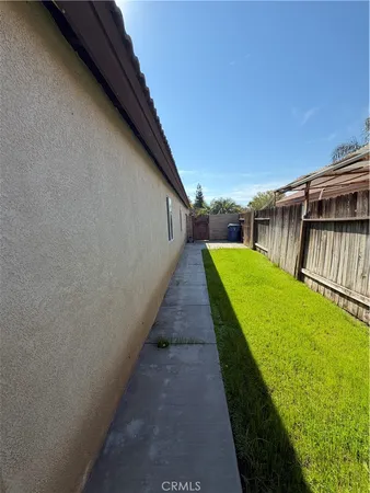 $2,500 | 6714 Mountain Iron Drive, Bakersfield, CA 93313