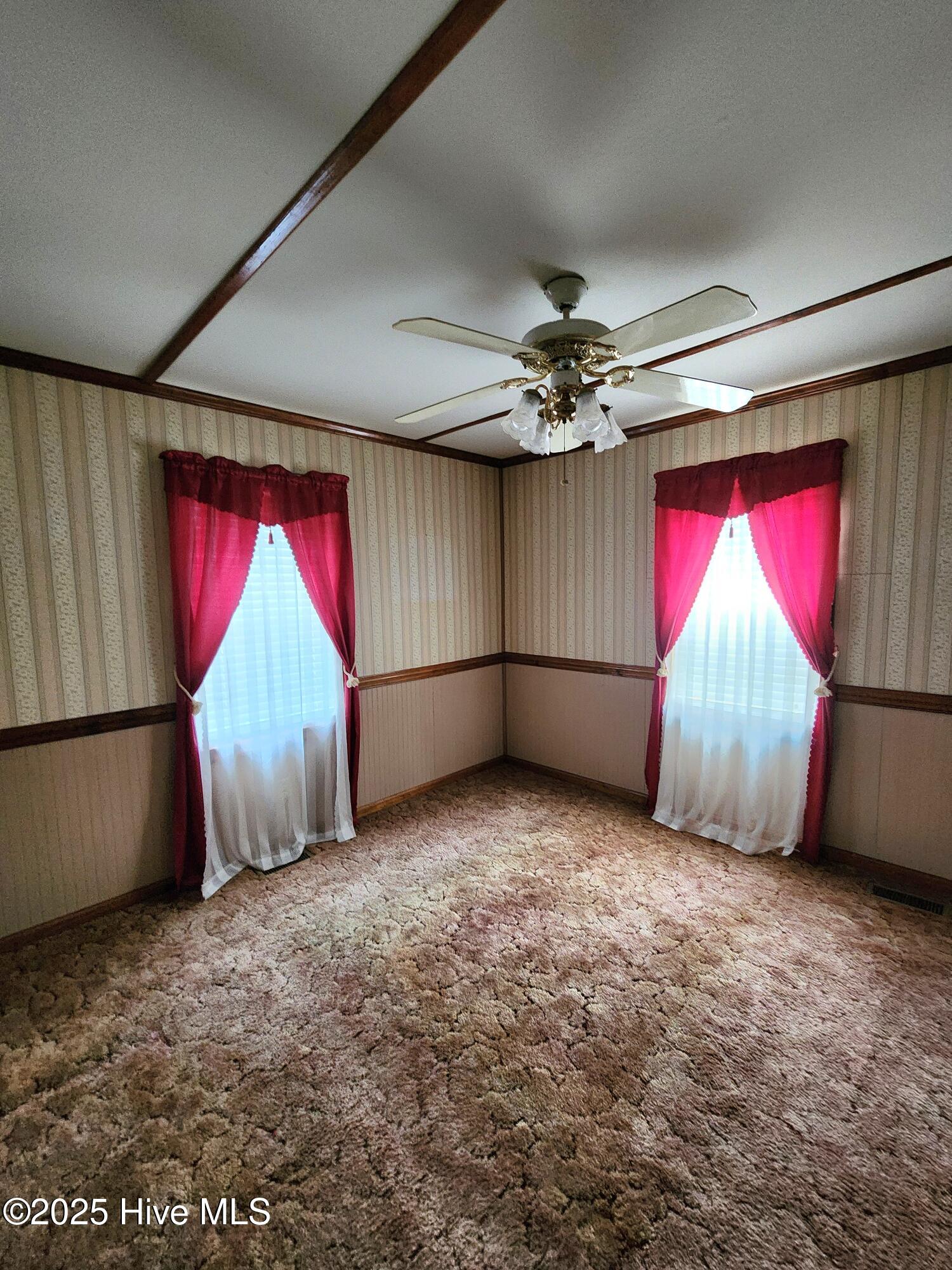 805 Taylor Street Windsor, NC 27983 - Photo 4 of 13 20250814_103907