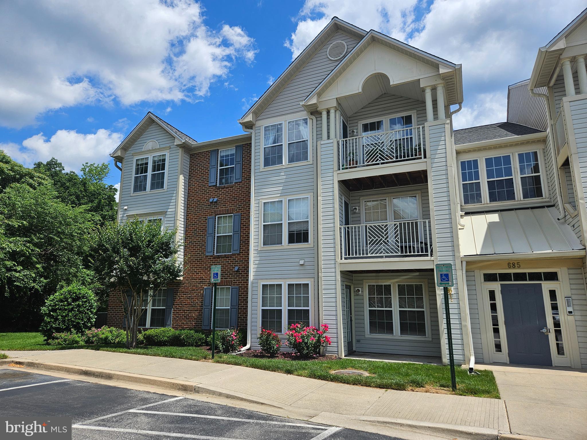 685 Winding Stream Way, Unit 101 Odenton, MD 21113 - Photo 1 of 4 Gallery Image 1