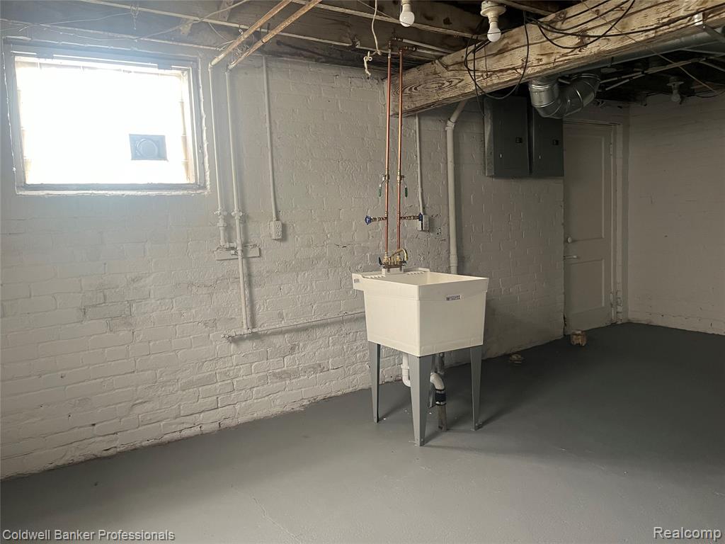 1350 Alter Road Detroit, MI 48215 - Photo 12 of 13 Gallery Image 12