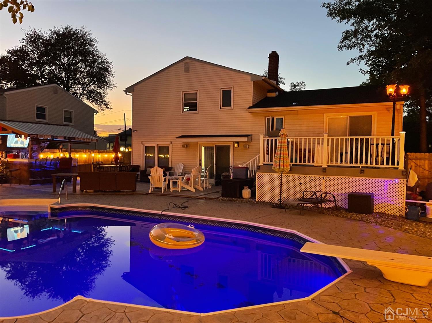20 Outcalt Road Edison, NJ 08817 - Photo 34 of 35 a view of a house with a swimming pool