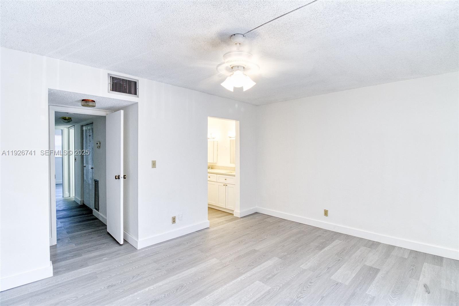 5209 Southwest 40th Avenue, Unit 51 Dania Beach, FL 33314 - Photo 17 of 22