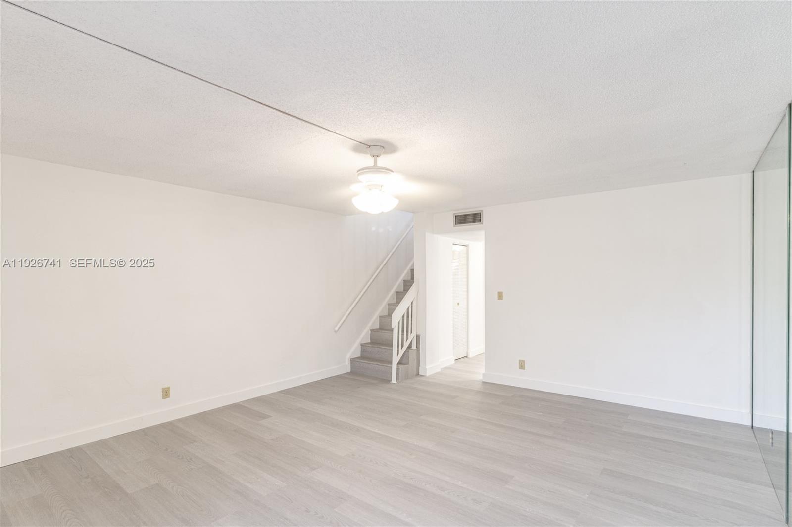 5209 Southwest 40th Avenue, Unit 51 Dania Beach, FL 33314 - Photo 4 of 22