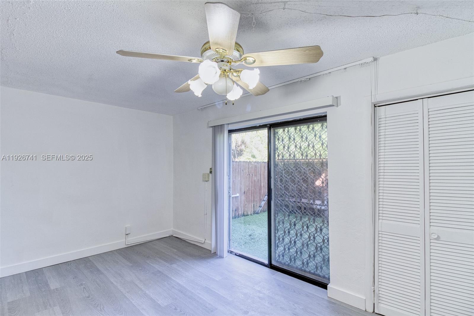 5209 Southwest 40th Avenue, Unit 51 Dania Beach, FL 33314 - Photo 9 of 22