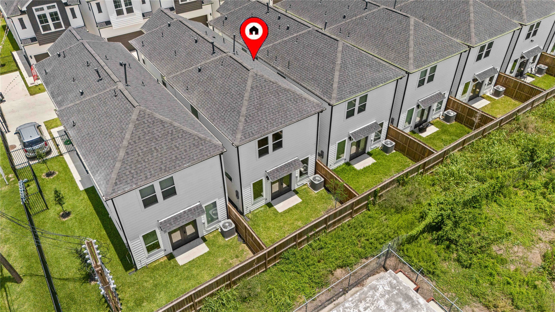 3426 Bolin Road Houston, TX 77092 - Photo 28 of 34 Aerial view of the gated community.