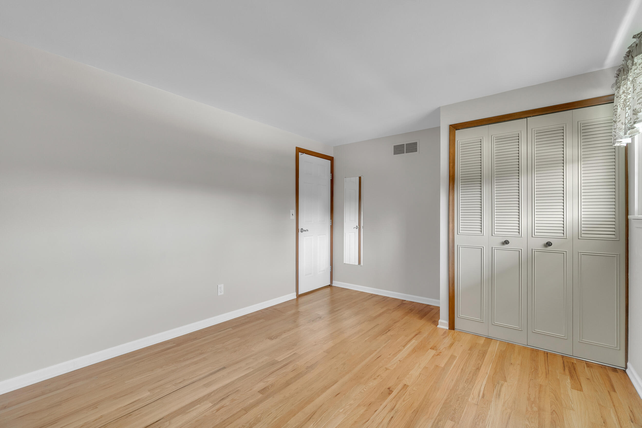 44116 Arlington Road Canton, MI 48187 - Photo 27 of 39 arlington-36