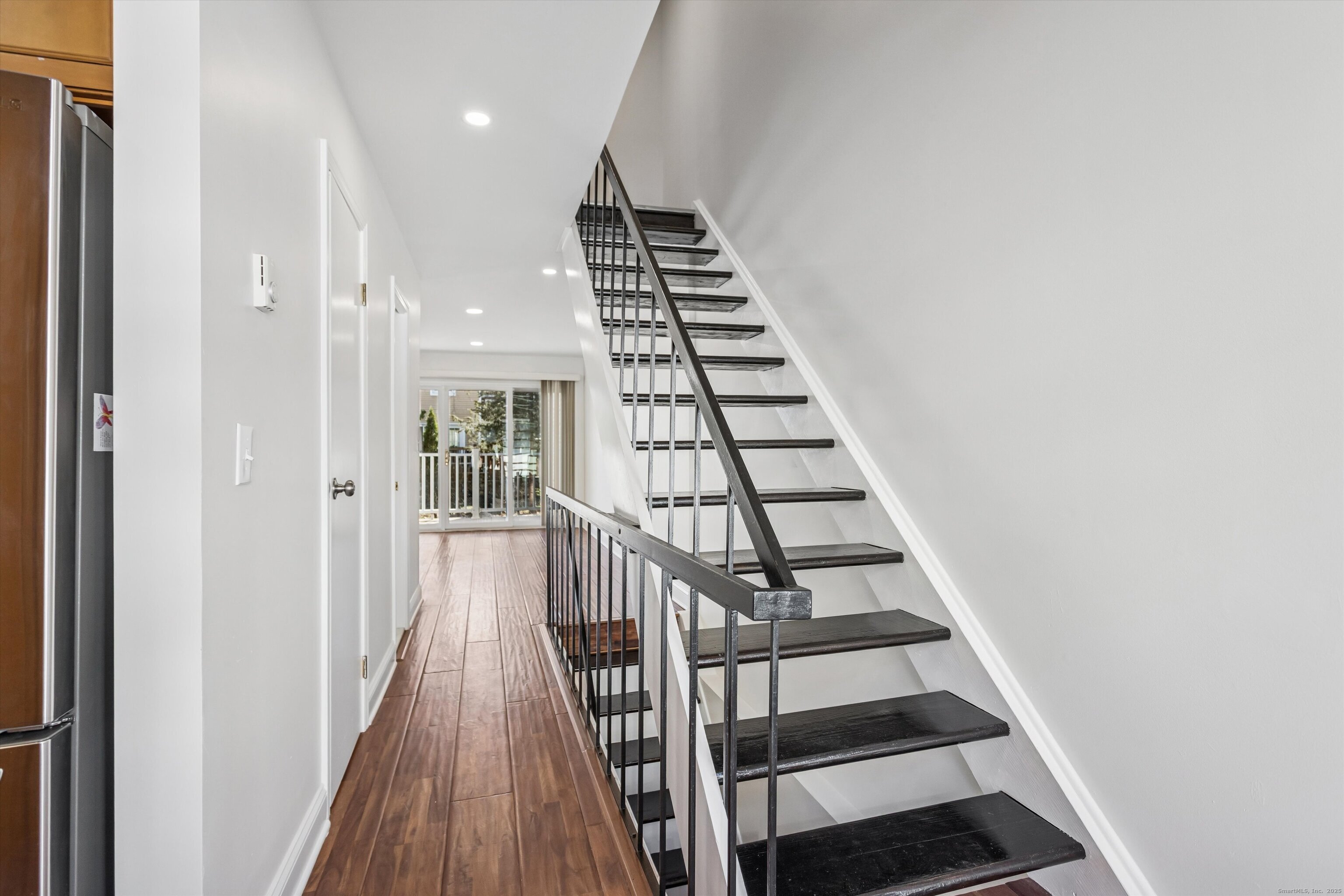 61 Rock Spring Road, Unit 37 Stamford, CT 06906 - Photo 2 of 30