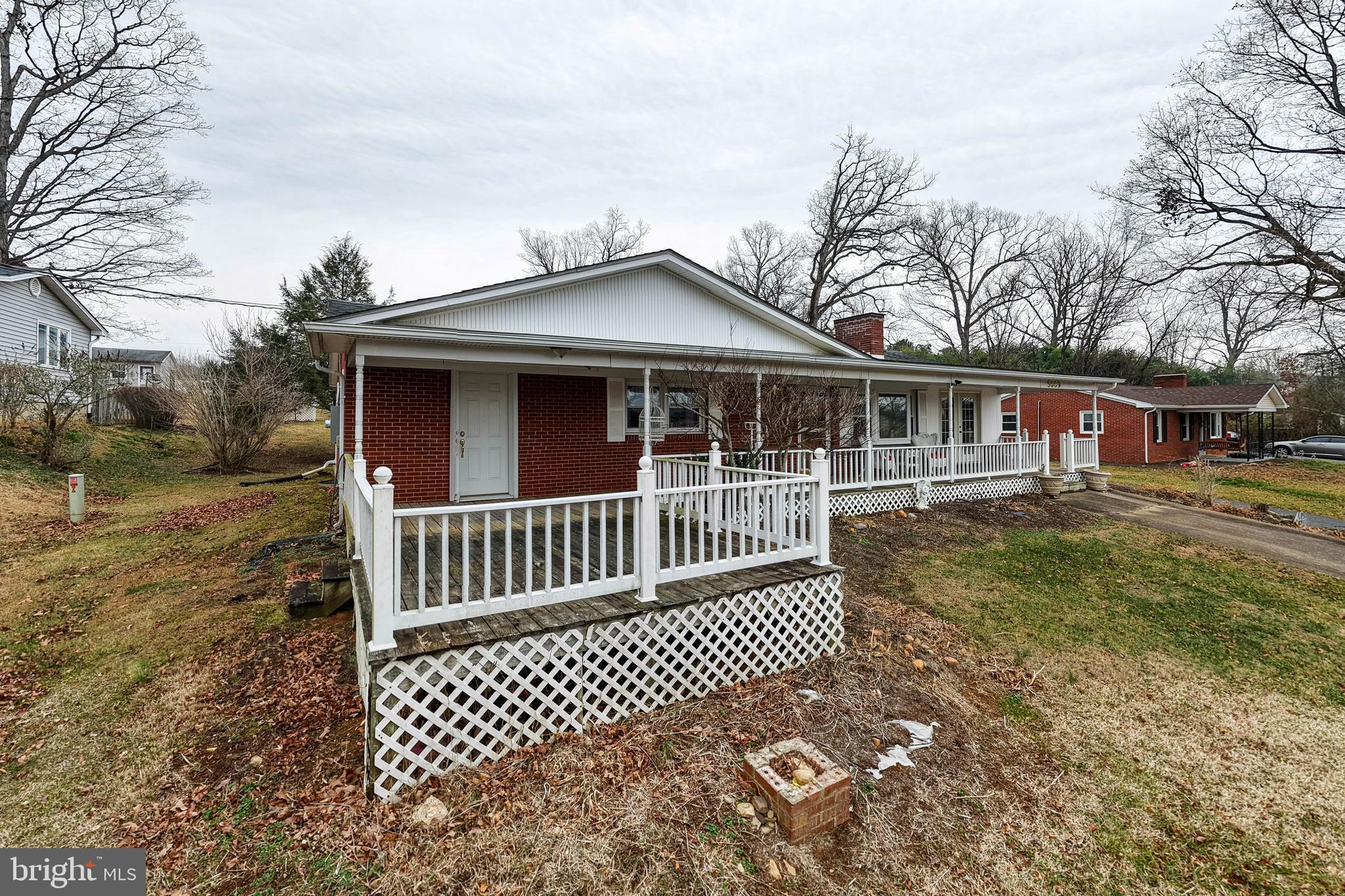 5009 Mill Creek Road Luray, VA 22835 - Photo 32 of 87 a front view of a house with a garden