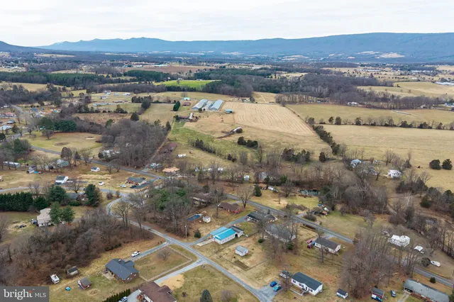 $279,900 | 5009 Mill Creek Road, Luray, VA 22835