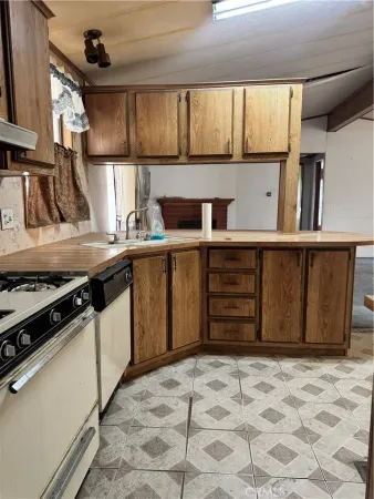 $80,000 | 11420 Lee, Unit 36, Adelanto, CA 92301