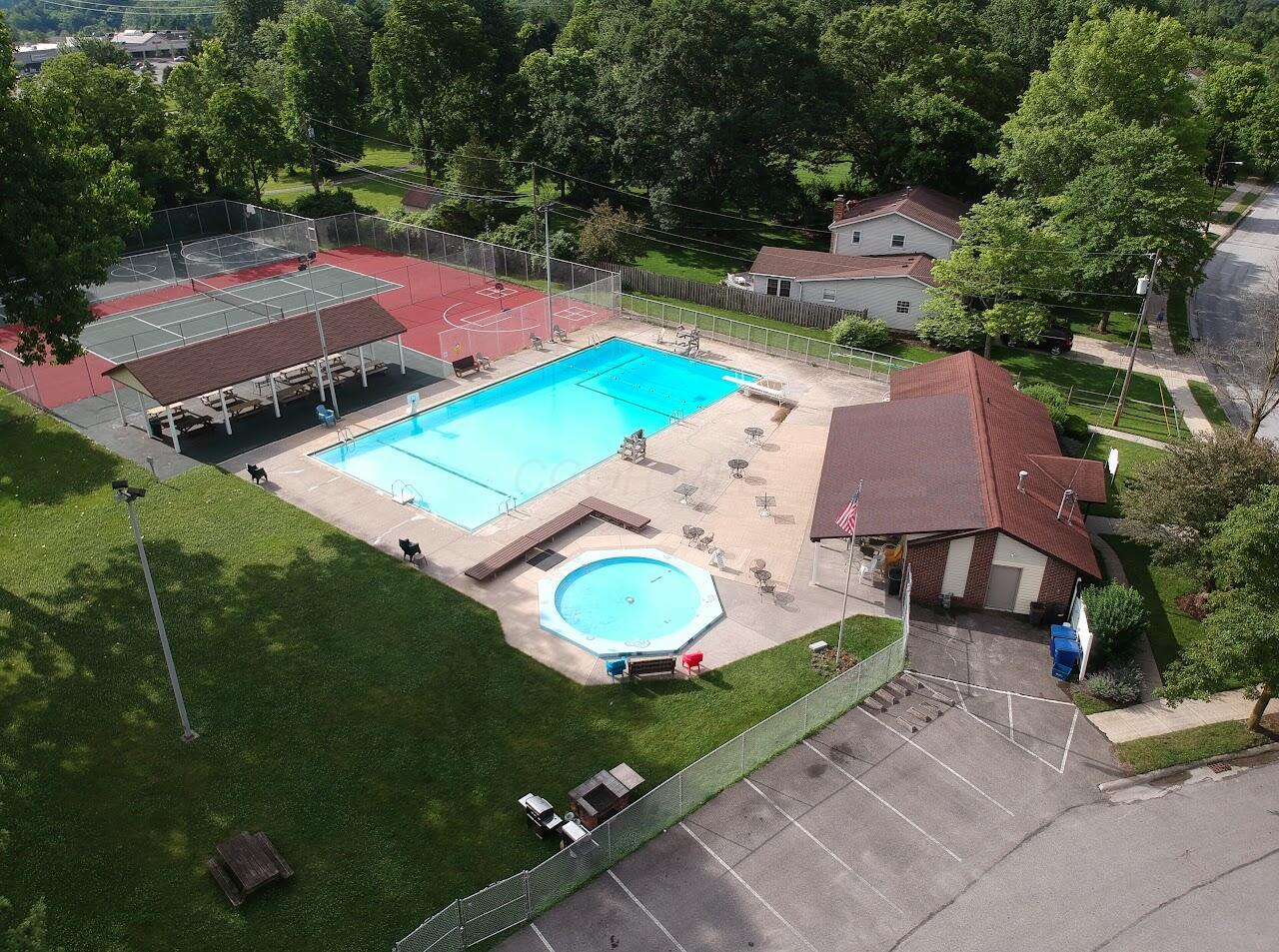 162 Devon Road Delaware, OH 43015 - Photo 31 of 38 DJI_0049