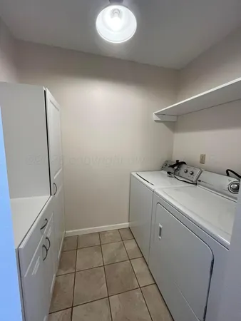 $220,000 | 203 Ave I Southeast, Childress, TX 79201