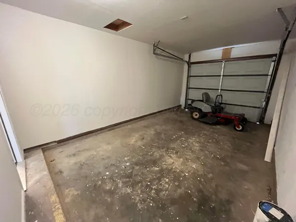 $220,000 | 203 Ave I Southeast, Childress, TX 79201