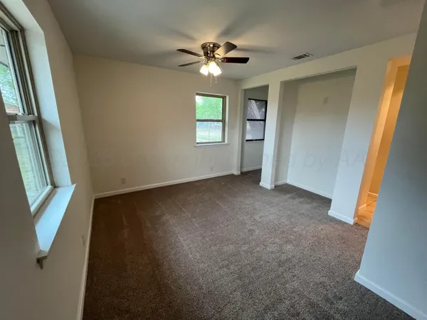 $220,000 | 203 Ave I Southeast, Childress, TX 79201