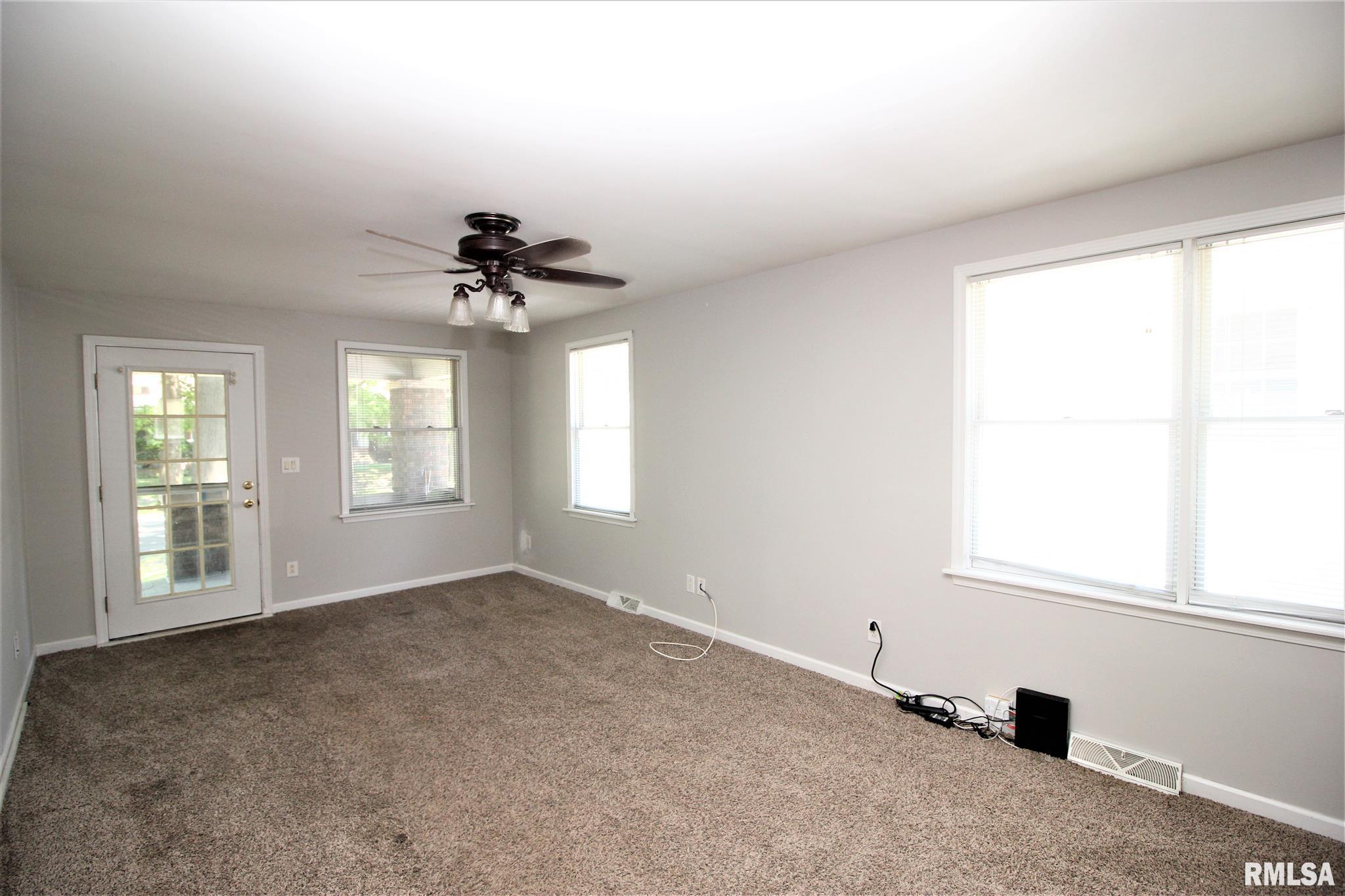 2309 South 10th Street Springfield, IL 62703 - Photo 7 of 11