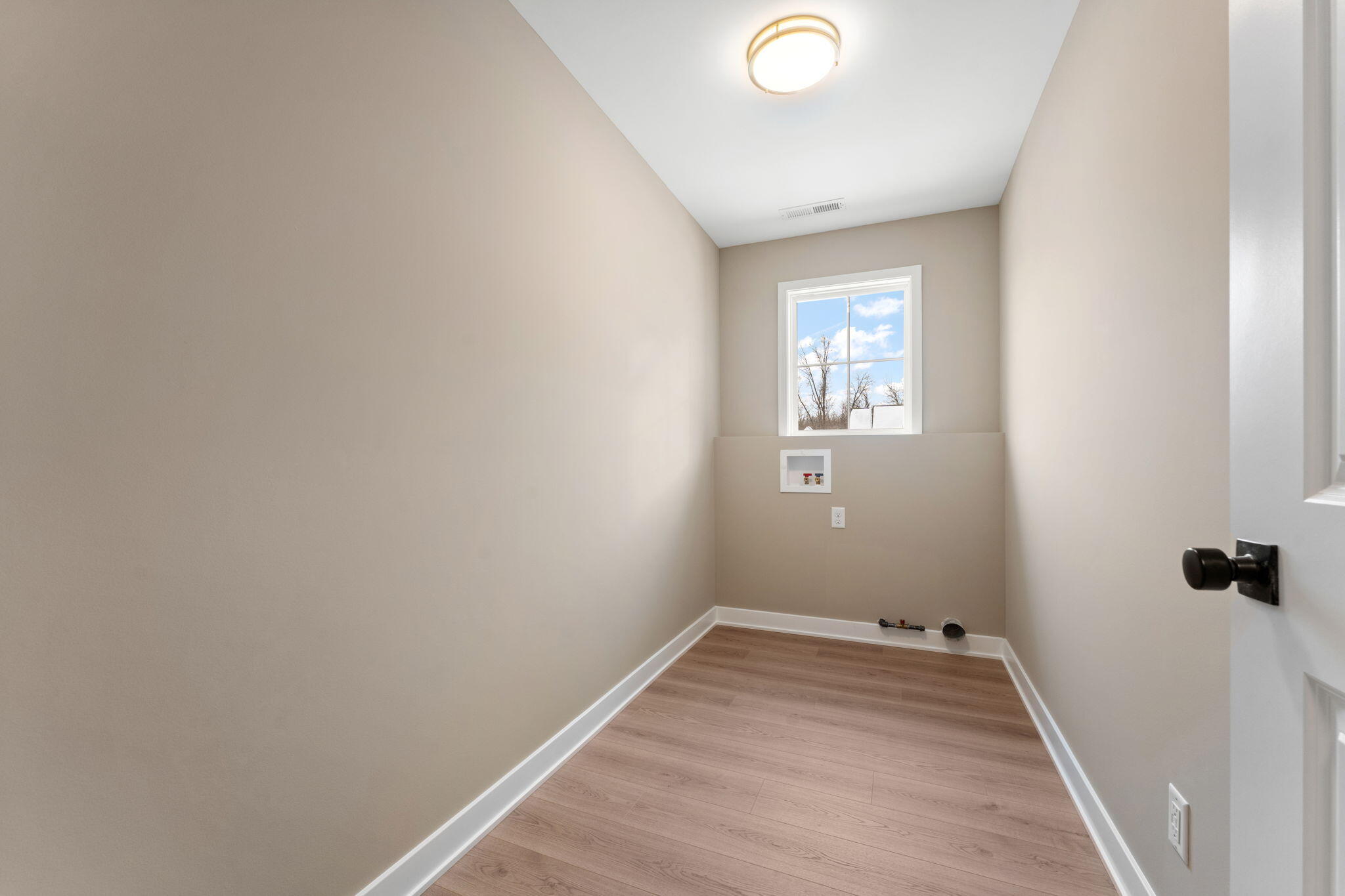 2132 Pradera Trail Chesterton, IN 46304 - Photo 30 of 45 an empty room with a window