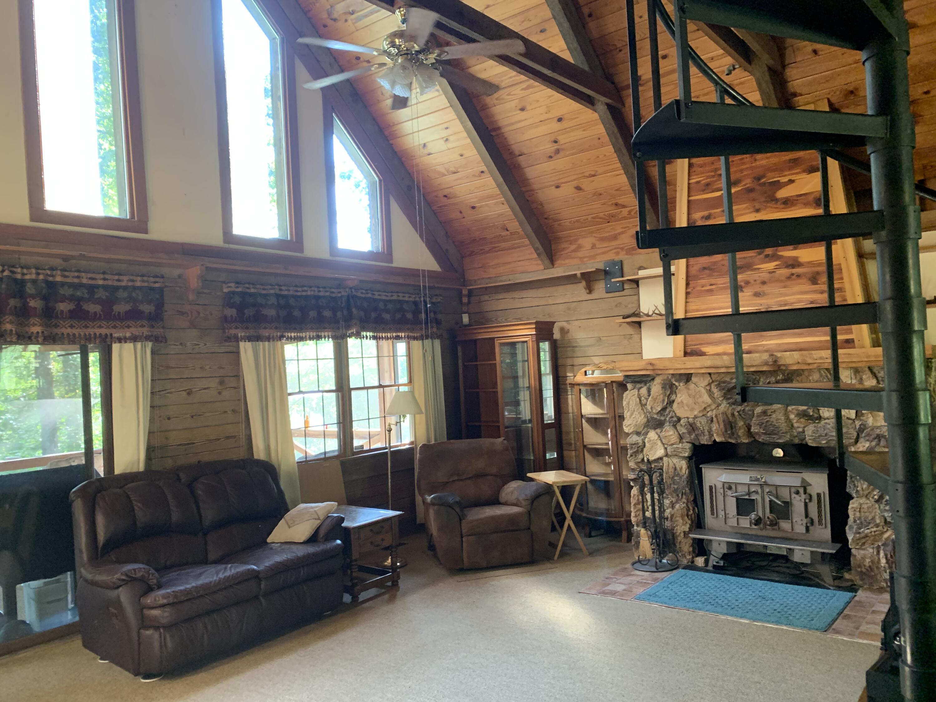 127 Jones Frazier Road Stanton, KY 40380 - Photo 5 of 25 8BCECAFF-C7EA-4D55-B867-60D6E97EDDF5