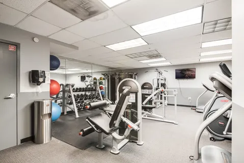 $1,550 | 6030 North Sheridan Road, Unit 406, Chicago, IL 60660