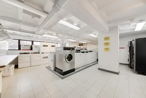 $1,550 | 6030 North Sheridan Road, Unit 406, Chicago, IL 60660