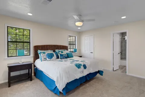 $945,000 | 441 Southwood Shores Drive, Coldspring, TX 77331