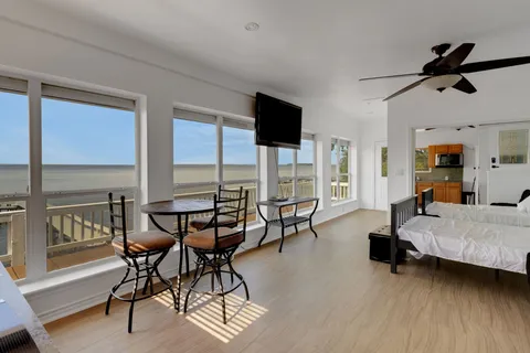 $945,000 | 441 Southwood Shores Drive, Coldspring, TX 77331