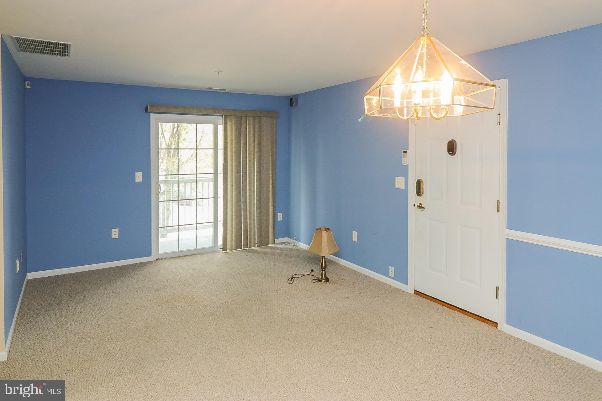 105 Natalie Road Delran, NJ 08075 - Photo 3 of 17 Gallery Image 3