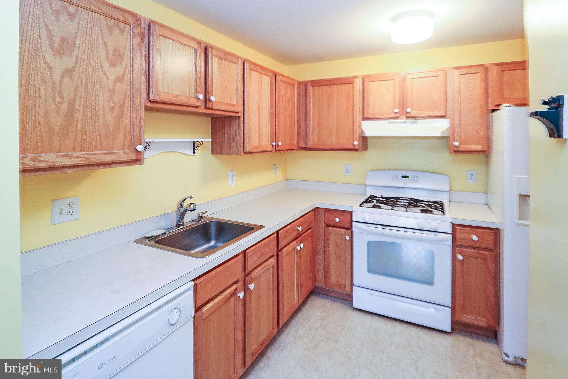 105 Natalie Road Delran, NJ 08075 - Photo 6 of 17 Gallery Image 6