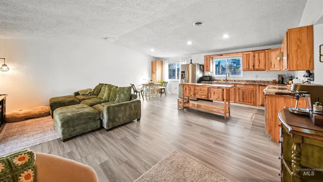 $325,000 | 431 Buckingham Drive, Twin Falls, ID 83301